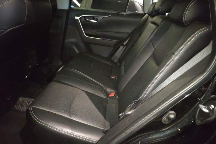 Used Toyota RAV4 2024 2.0L CVT Two-Wheel Drive Fashion Edition