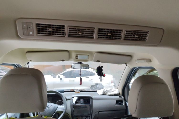 Used Wuling Rongguang S 2023 1.5L Base Version 5/7 Seats
