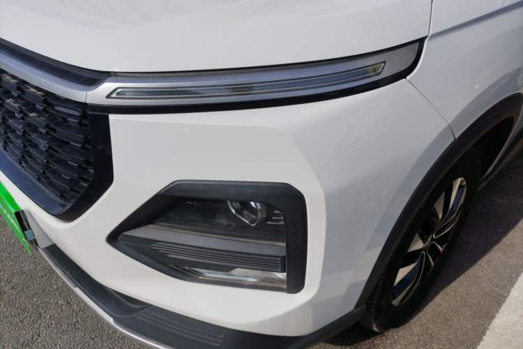 Used Baojun 530 2021 Global Car Anniversary Edition 1.5T Manual Luxury Model 7 Seats