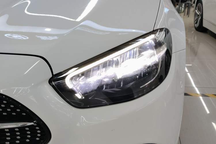 Used Mercedes-Benz E-Class 2021 E 260 Coupe
