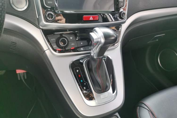 Used Haval H6 2017 Red-Label Sport Edition 1.5T Automatic Two-Wheel Drive Luxury Model