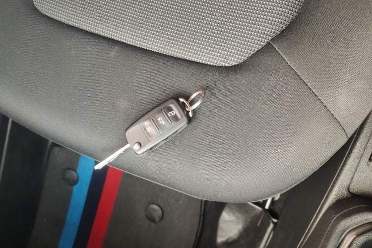 Used Volkswagen Jetta 2017 1.4L Manual Fashion Edition