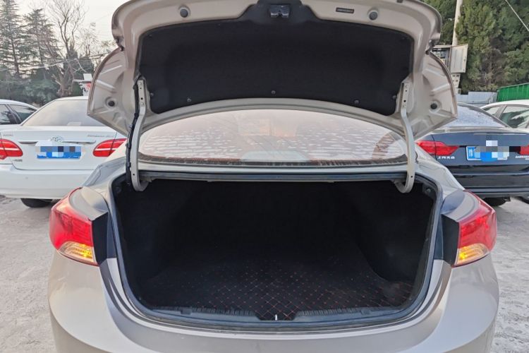 Used Hyundai Elantra 2015 1.6L Automatic Fashion Model
