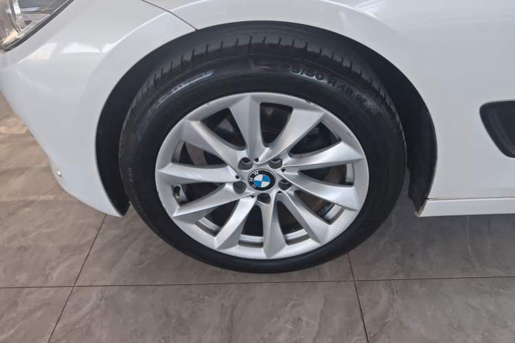 Used BMW 3 Series GT 2018 320i Sport Edition
