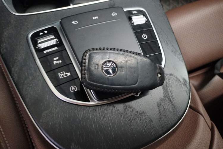 Used Mercedes-Benz E-Class 2020 Facelift E 260 L Sport Edition
