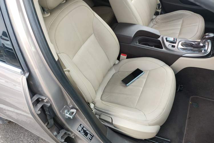 Used Buick Regal 2014 2.0L Elite Fashion Edition
