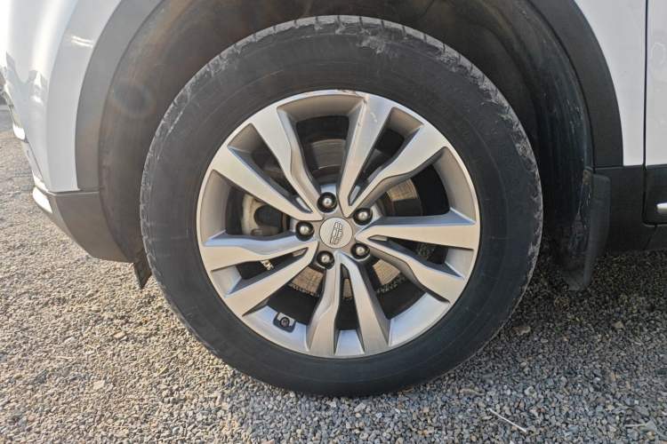 Used Geely Auto Emgrand X7 Sport 2016 1.8TD Automatic ZhiShang Model
