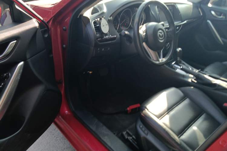 Used Mazda Atenza 2015 2.0L Blue Sky Luxury Edition
