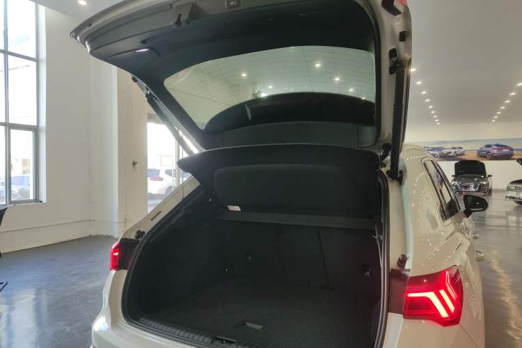 Used Audi Q3 2024 35 TFSI Ambition Dynamic Edition