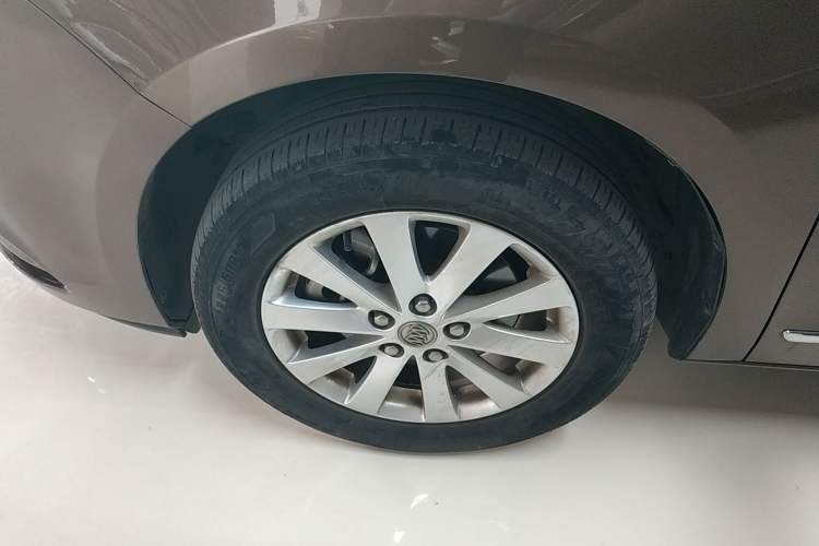 Used Buick GL8 2018 28T Luxury Model China VI Standard