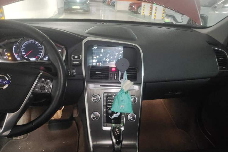 Used Volvo XC60 2016 T5 Smart Version