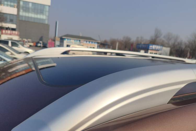 Used Roewe RX8 2018 30T Smart Connectivity All-Wheel Drive Supreme Edition