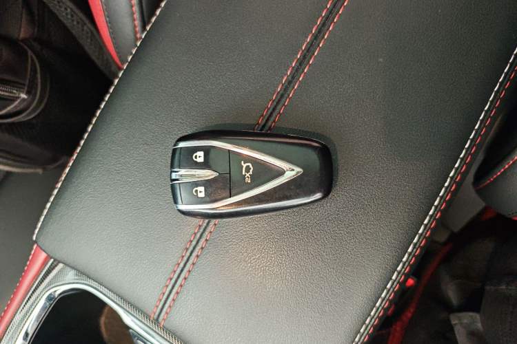 Used Oshan X5 2021 Revised Version 1.5T DCT Luxury Edition
