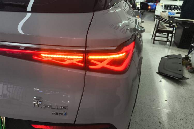 Used BYD Yuan PLUS 2025 Intelligent Driving Version 430 KM – Leading Edition