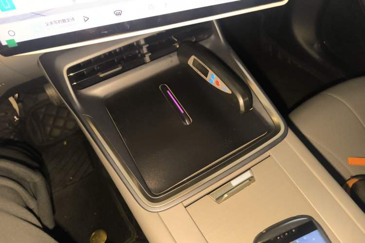 Used Lynk & Co 07 2024 EM-P 126 Long-Range Halo
