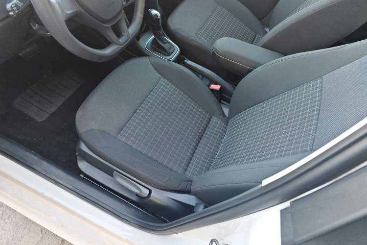 Used Volkswagen Polo 2014 1.6L Automatic Comfort Edition