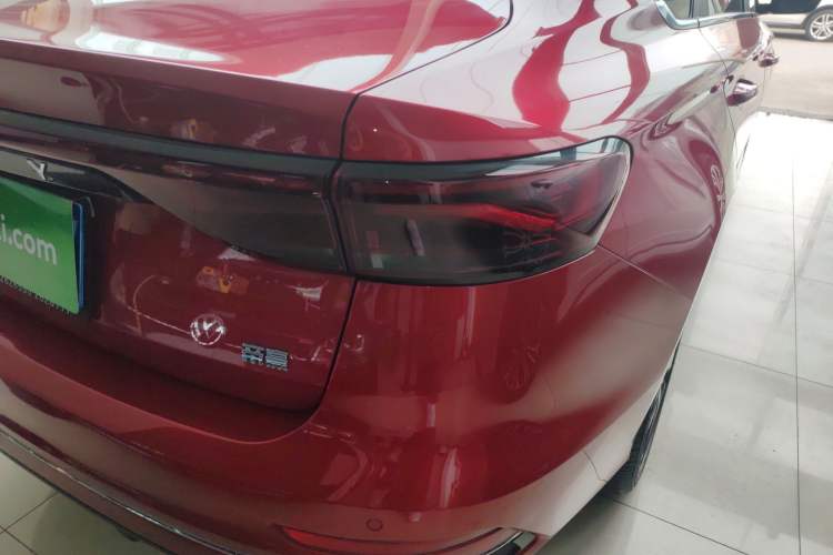 Used Geely Auto Emgrand 2022 4th Generation 1.5L CVT Flagship Model
