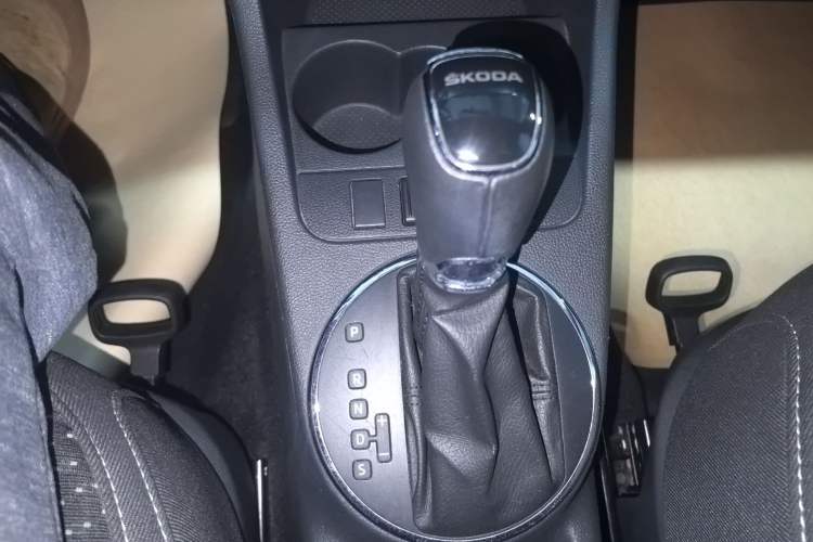 Used Skoda Fabia 2014 1.6L Automatic Sport Edition
