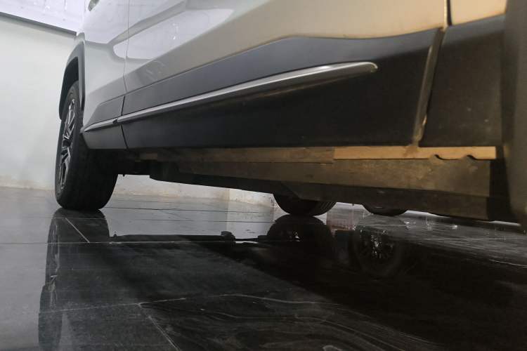 Used Toyota Wildlander 2023 2.0L CVT Two-Wheel Drive Luxury PLUS Edition
