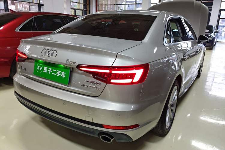 Used Audi A4L 2018 30th Anniversary Edition 40 TFSI Fashion Model
