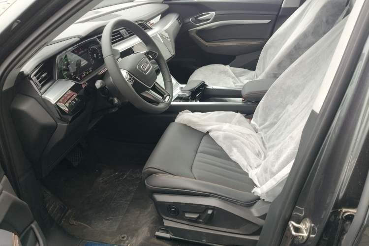 Used Audi e-tron 2021 50 quattro Luxury Edition
