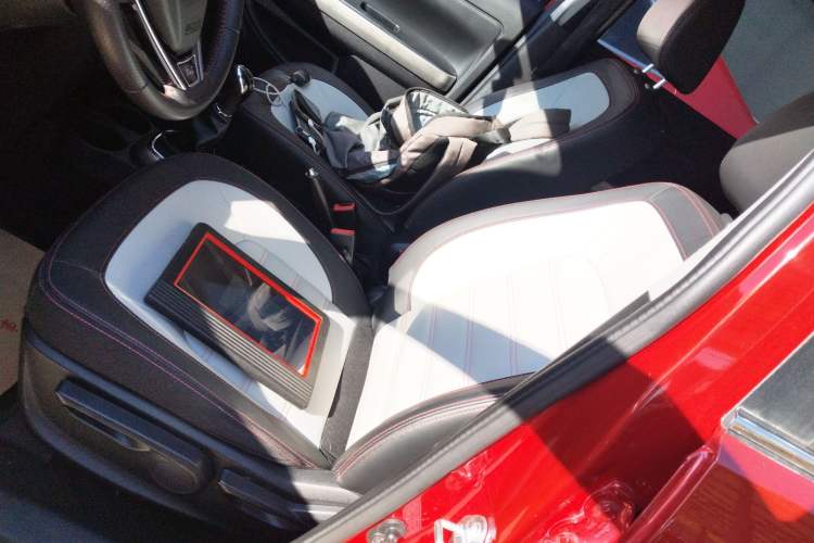 Used Great Wall M4 2014 1.5L manual Comfort trim level
