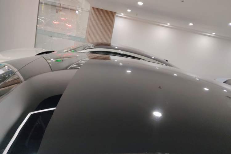 Used Tesla Model Y 2021 Long-Range All-Wheel-Drive Version