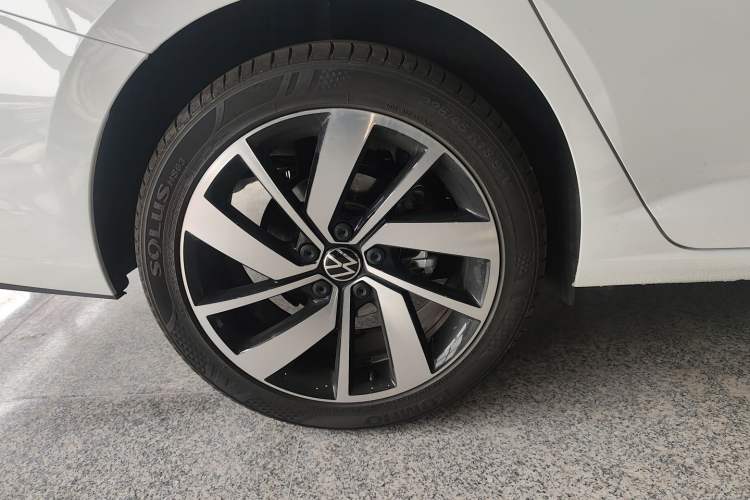 Used Volkswagen Sagitar 2025 Revised Version Three 300TSI DSG Excellence Edition