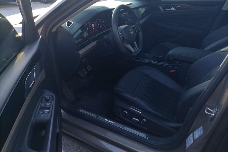 Used Volkswagen Passat 2019 380TSI Prestige Edition China VI Standard