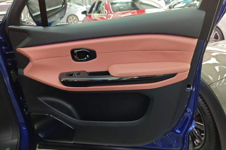 Used Nio EC6 2020 615 km Signature Edition
