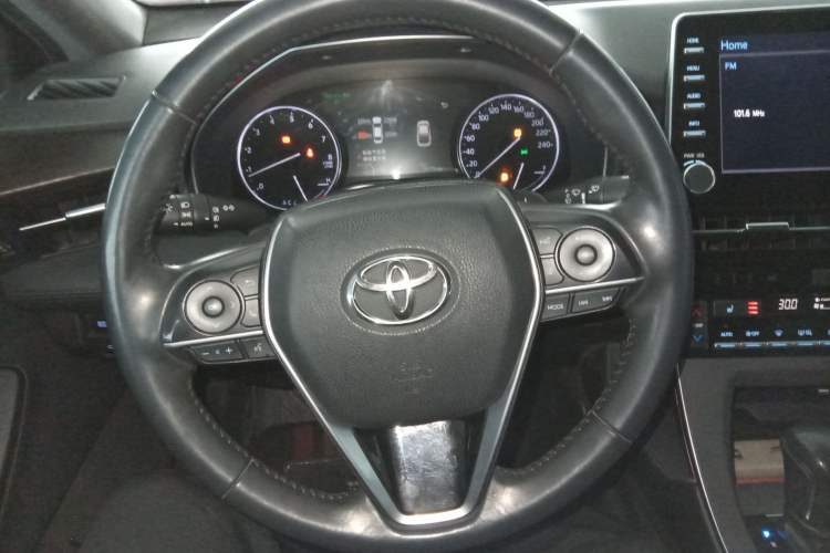 Used Toyota Avalon 2019 2.5L Touring Premium Version China VI Standard
