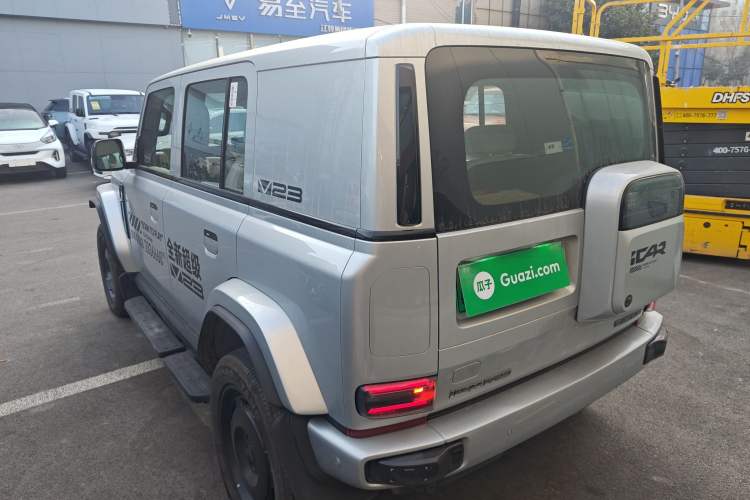 Used  V23 2026 Model 401 Two-Wheel Drive Super Sports Edition
