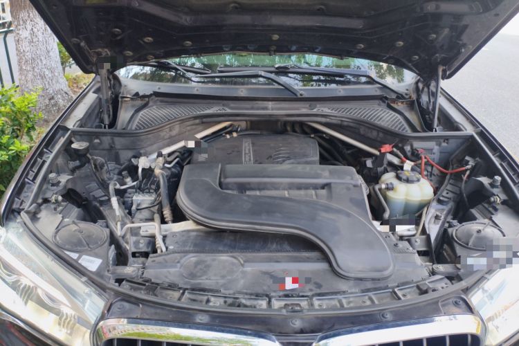 Used BMW X5 2015 xDrive28i
