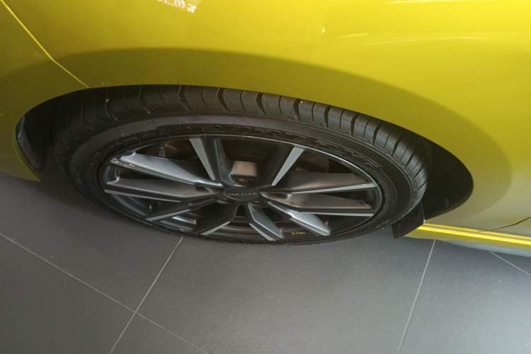 Used Lynk & Co 03 2020 03+ 2.0TD Automatic Wind-Chasing Edition
