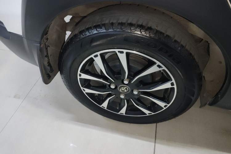 Used Toyota YARiS L 2021 X-Trail 1.5L CVT Leading Edition
