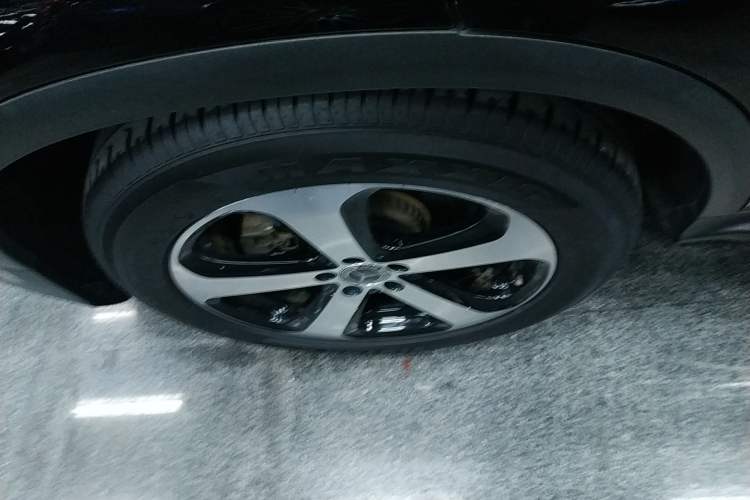 Used Mercedes-Benz GLC 2019 GLC 260 L 4MATIC Luxury Model
