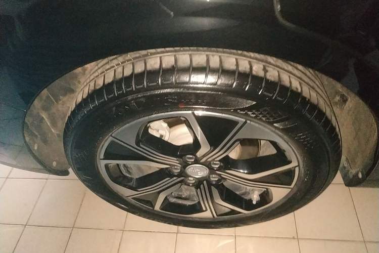 Used Hongqi E-QM5 2021 Charging Version Flagship Edition