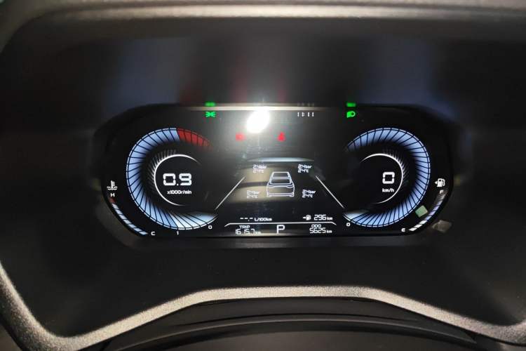 Used Geely Auto Emgrand 2025 4th Generation 1.5L CVT Luxury Version
