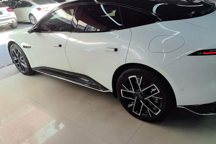 Used  06 2025 Ultra Pure Electric Edition