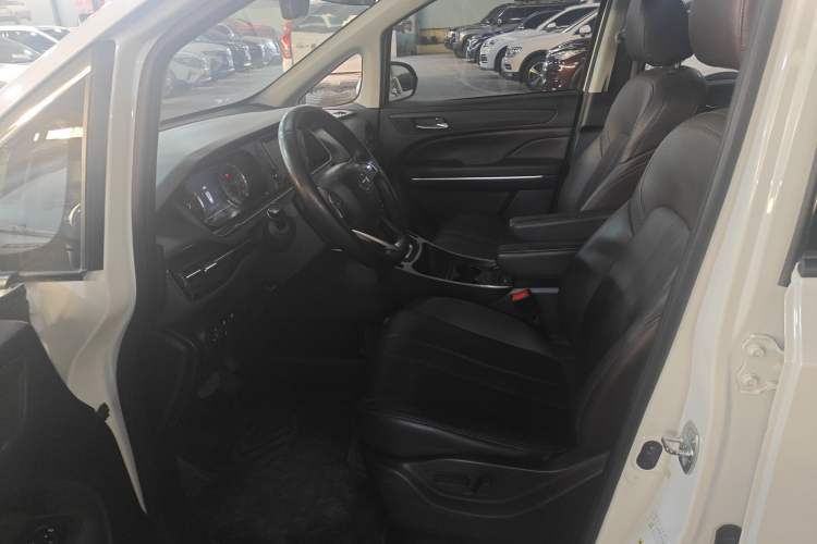 Used GAC Trumpchi M6 2019 270T DCT Luxury Edition (7-seater) China VI
