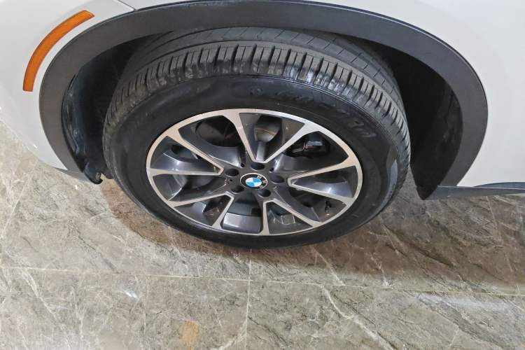 Used BMW X5 2013 xDrive35i U.S. specification
