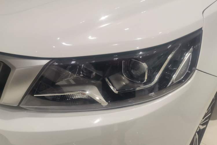 Used Geely Auto Vision X6 2018 1.8L Manual 4G Connect Luxury Edition