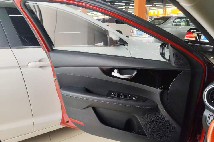 Used Kia K3 2019 1.5L CVT Smart Connectivity Version
