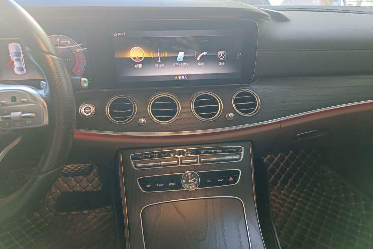 Used Mercedes-Benz E-Class 2020 E 300 L Sporty and Stylish Model
