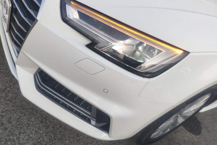 Used Audi A4L 2019 40 TFSI Ambition Version China V