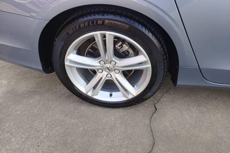 Used Volvo S90 2018 T4 Zhiyuan Edition
