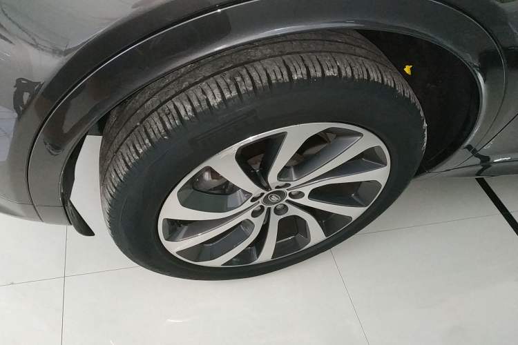 Used Land Rover Discovery Sport 2022 249 PS Metropolitan Edition 5 Seats
