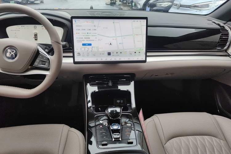 Used BYD Han 2025 EV Intelligent Driving Version 506KM Prestige Model
