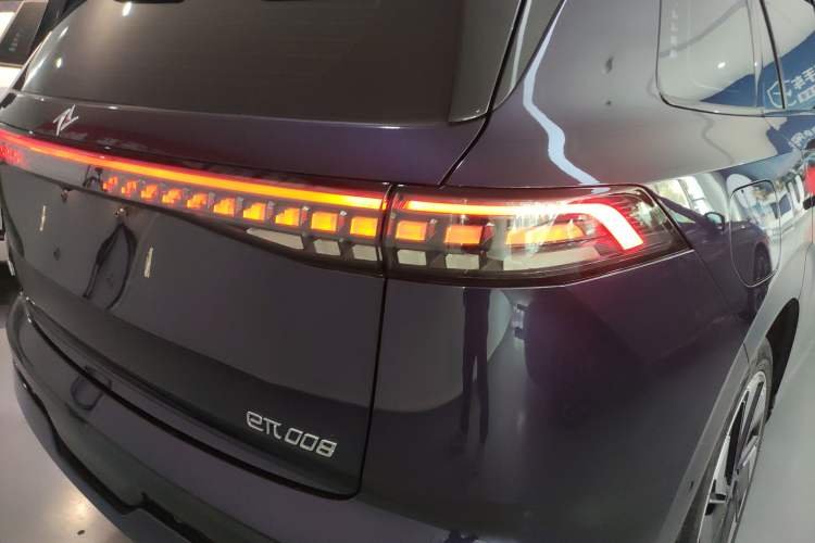 Used  eπ008 2024 636Max All-Electric Version 6 Seats
