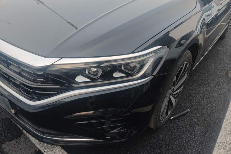 Used Volkswagen Passat 2023 Facelift 330TSI Luxury Edition
